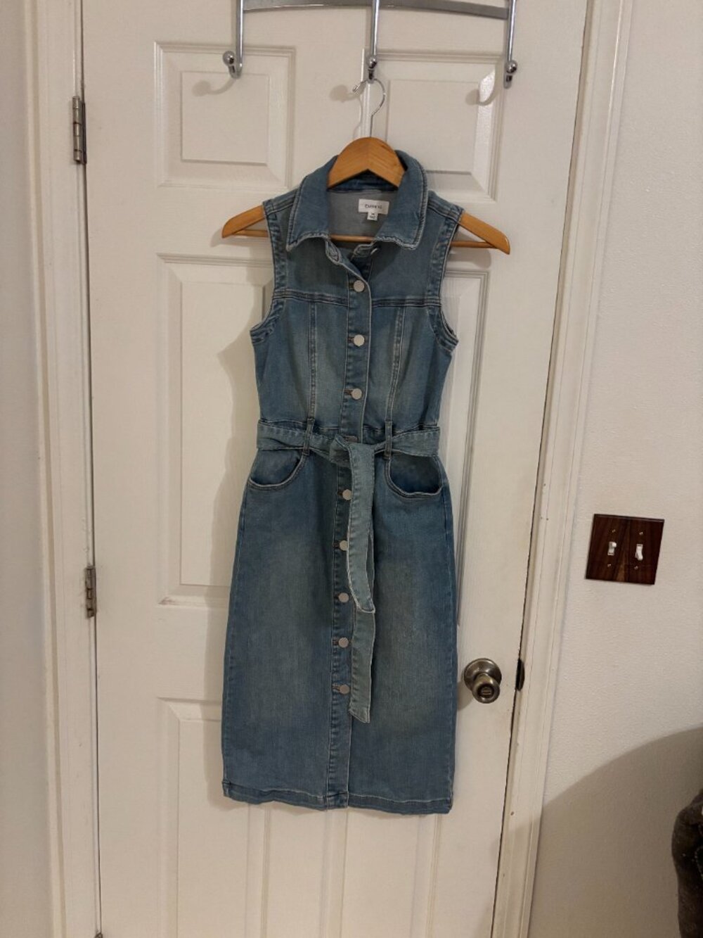 Evereve Denim Sleeveless Button Down Dress - XS